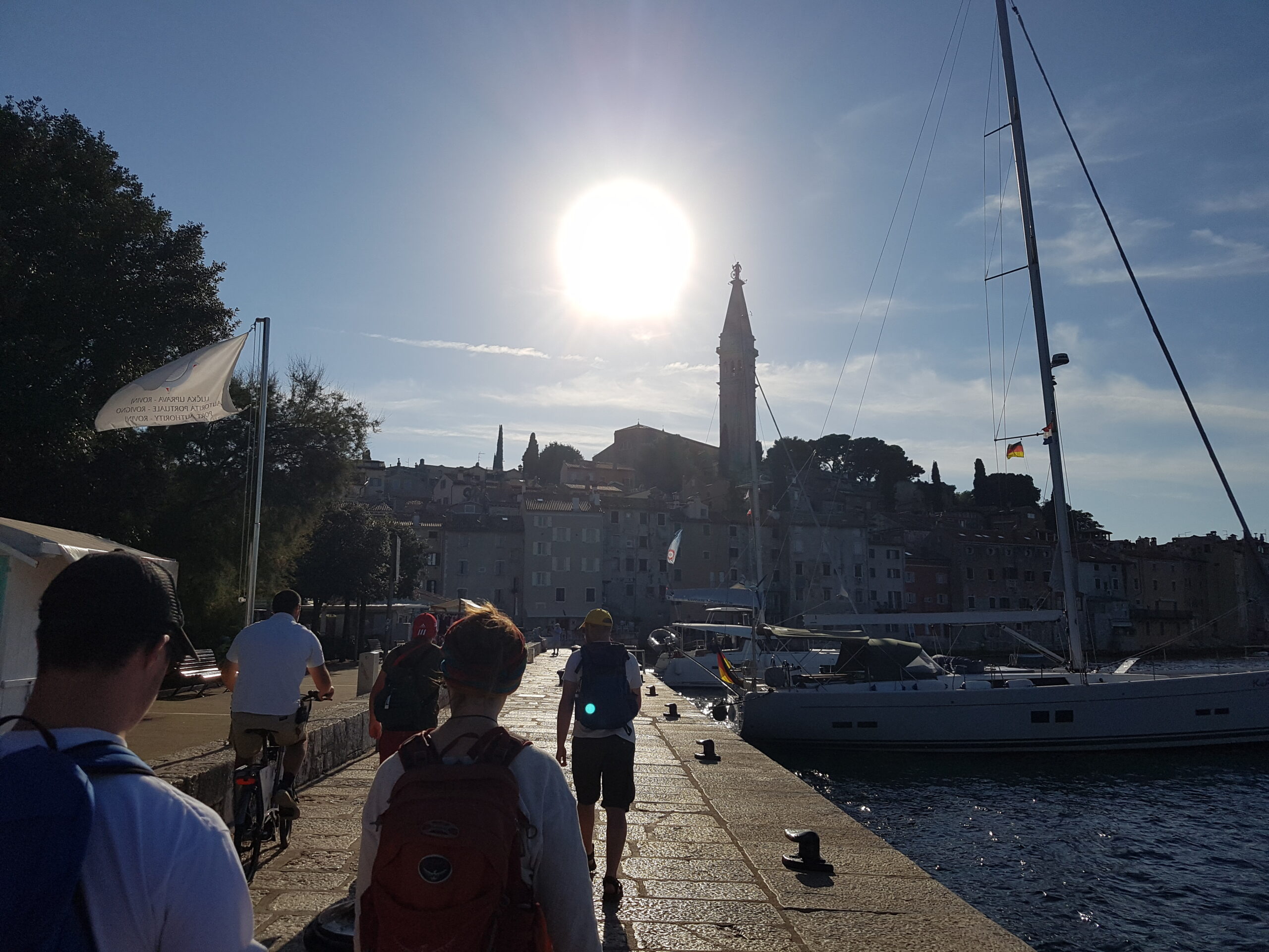 Mehr über den Artikel erfahren Ehrenamtliche gesucht für Spätsommer-Freizeit in Kroatien!